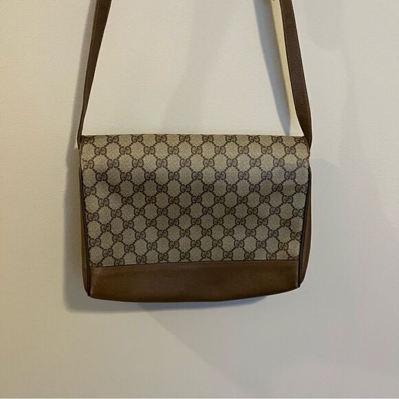 Gucci Supreme Crossbody/Shoulder Bag - Picture 7 of 16